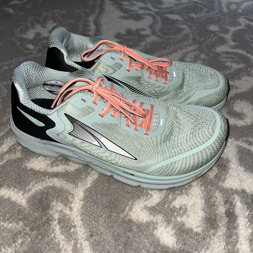Altra Torin 5 Women's Running Shoes - Teal and Coral